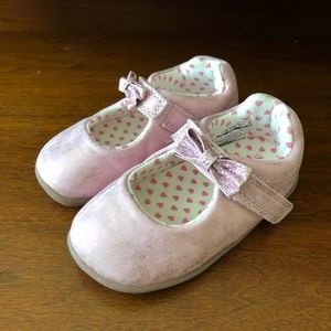 Glittery pink walker flats